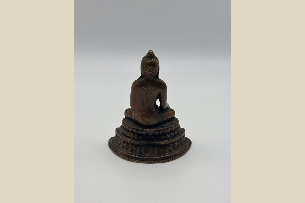 Antik Buddha-figur - Bronzepatina Meditation (Genskabt)