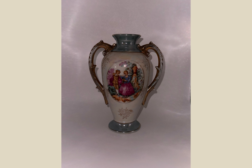 Vintage Keramikvase med Håndtag - Romantisk Motiv Mærket 3159 (Genbrugt)