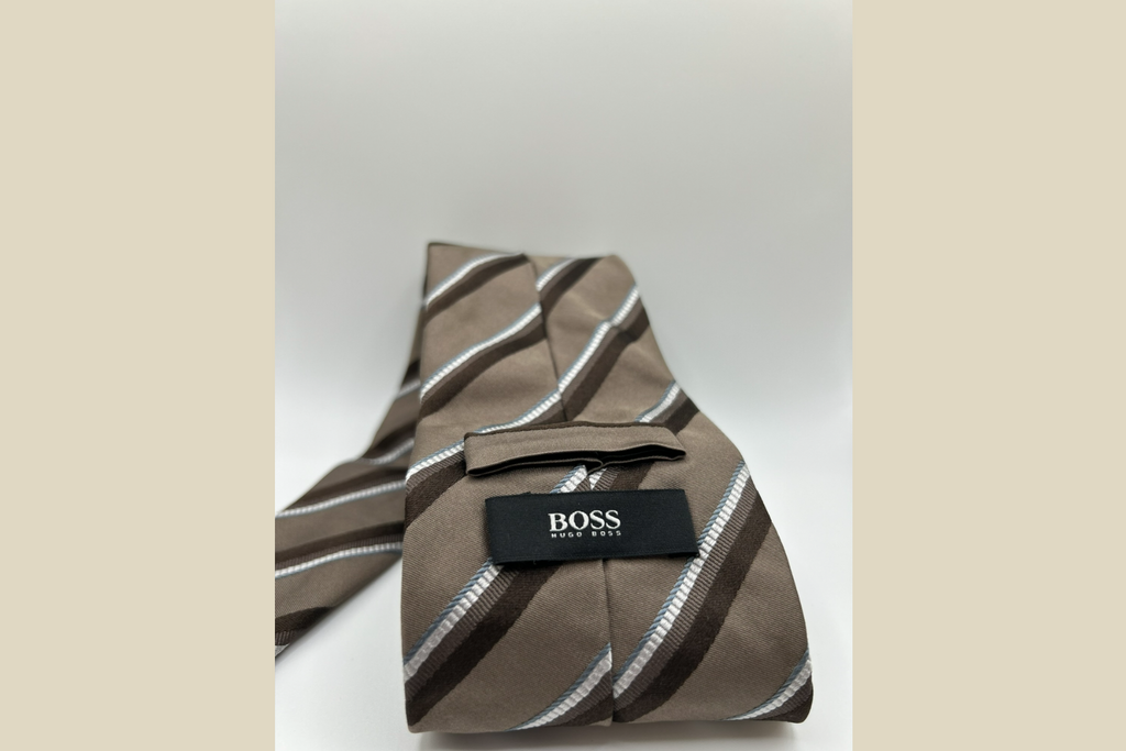 Hugo Boss Silkeslips - Brun med Hvide Striber (Genskabt)
