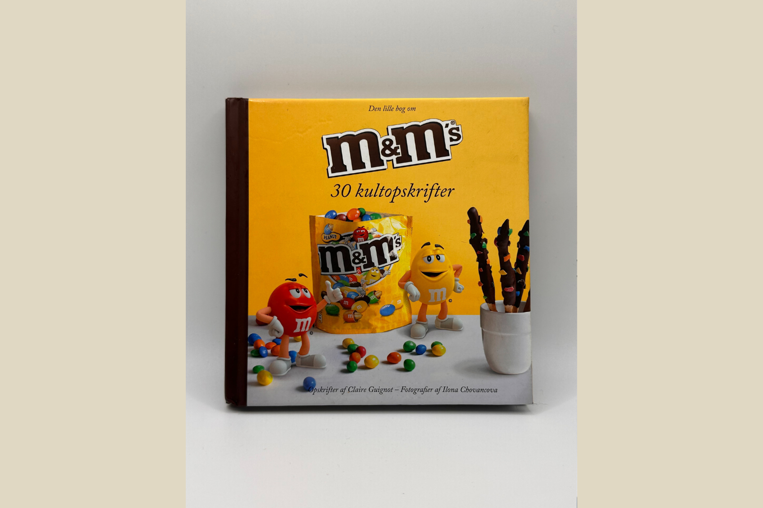 M&M's - 30 Kultopskrifter Kogebog af Claire Guignat