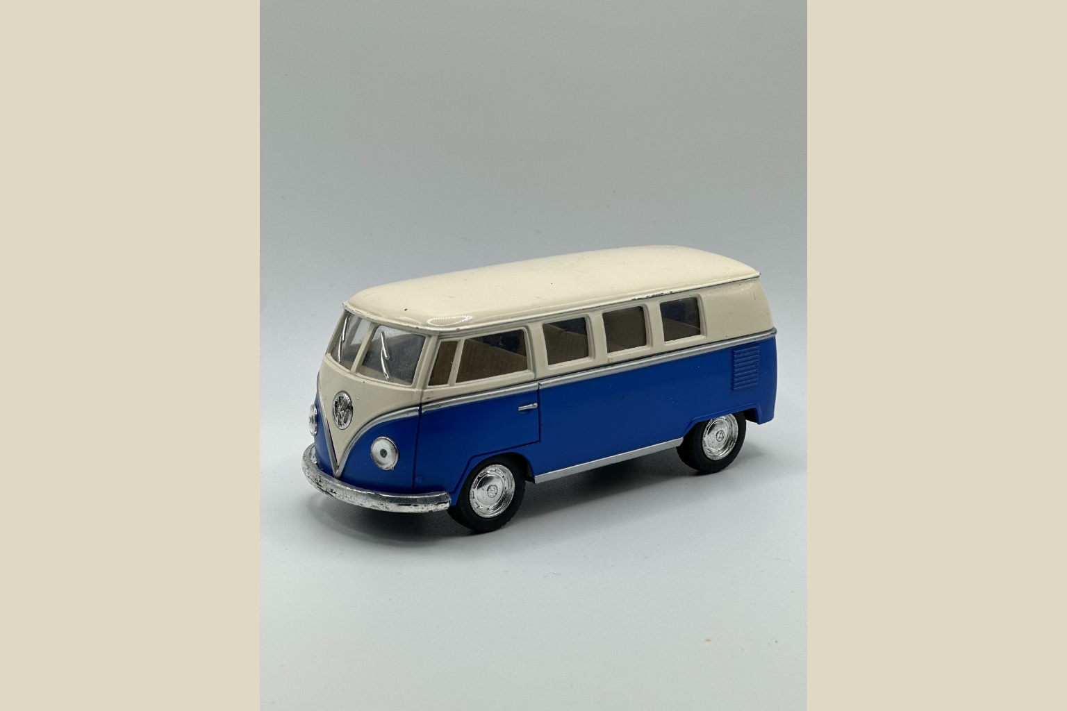 Volkswagen T1 Bus Modellegetøj - Blå/Hvid Klassiker (Genbrugt)