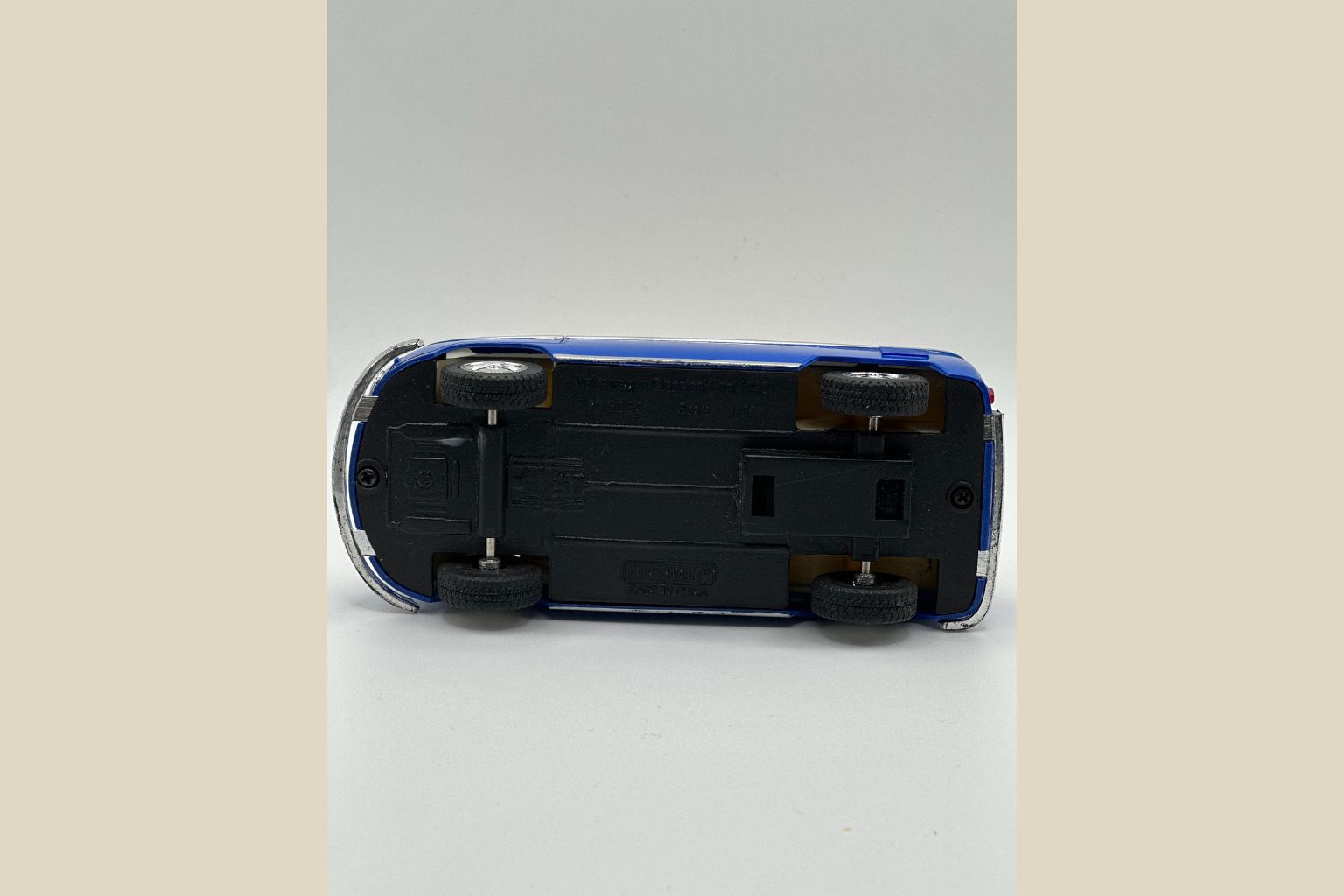 Volkswagen T1 Bus Modellegetøj - Blå/Hvid Klassiker (Genbrugt)